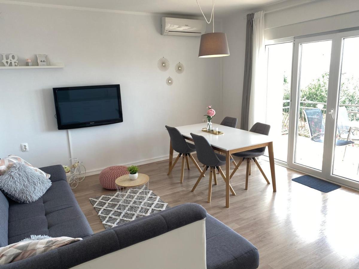 Apartman Irena 2 ドラマリ エクステリア 写真